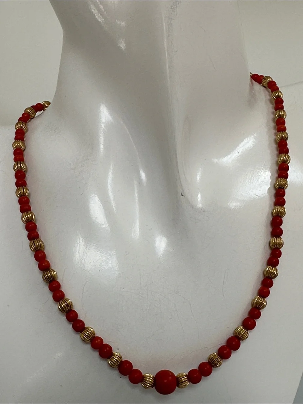Vintage Coral with Gold Accents Necklace